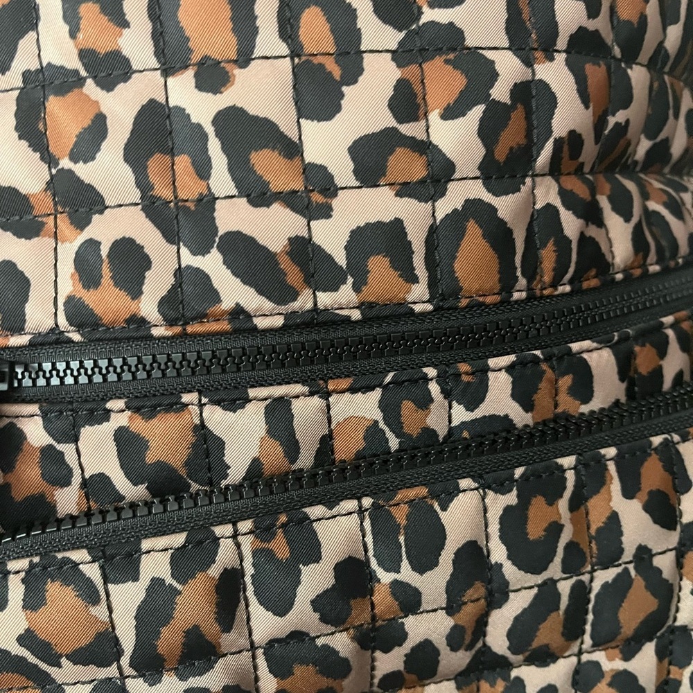 Kate Spade Spotted Leopard Backpack NWT - Picture 7 of 13